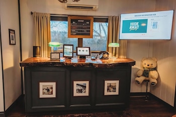 Hideaway Inn Mt. Snow,,3 star