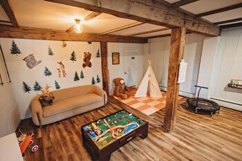 hideaway inn mt snow