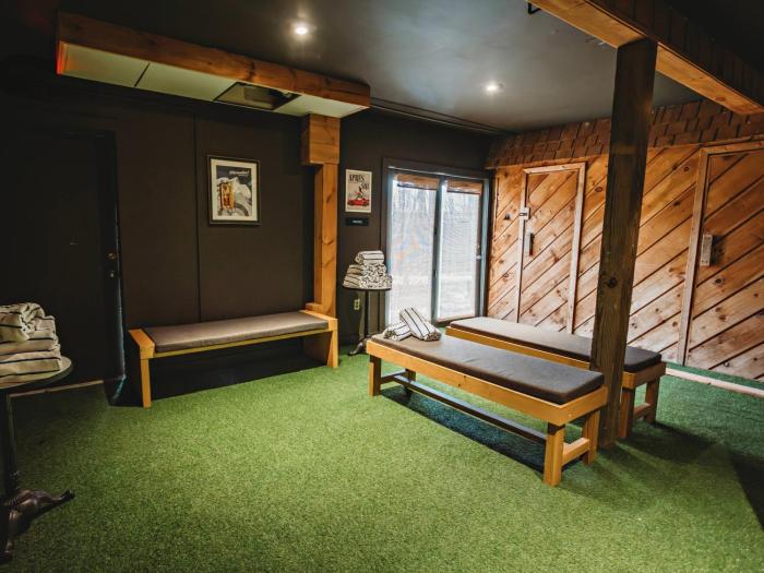 hideaway inn mt snow