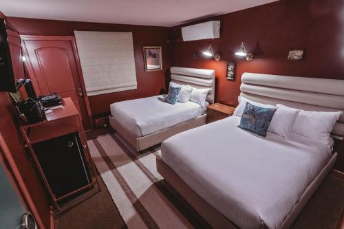 hideaway inn mt snow