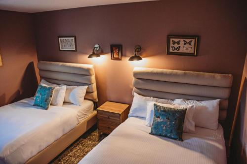 hideaway inn mt snow