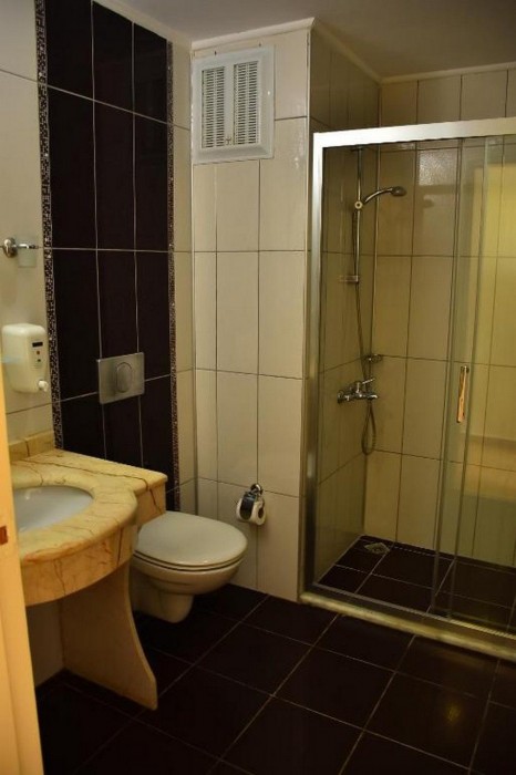nora suit hotel