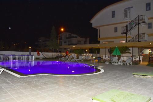 nora suit hotel