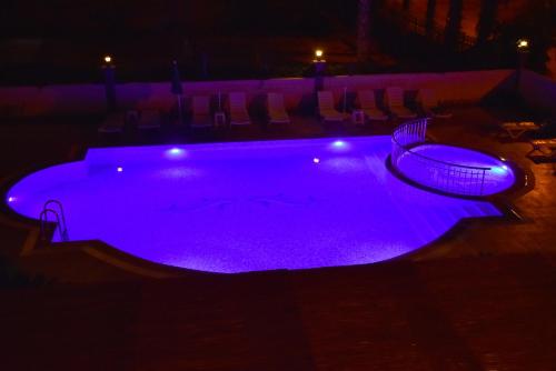 nora suit hotel
