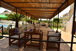 nora suit hotel