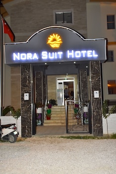 nora suit hotel