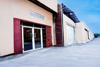 oyo 95017 kapten muslim residence