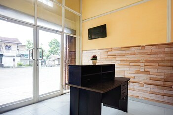 oyo 95017 kapten muslim residence