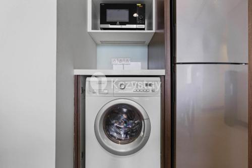isoria by kozystay pondok indah