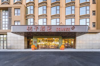orange hotel