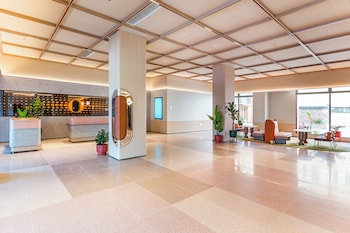 orange hotel