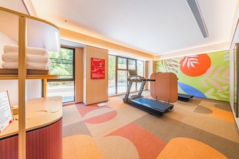 orange hotel