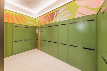 orange hotel