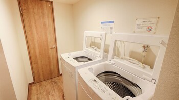 ayanishiki osaka nishikujo stay