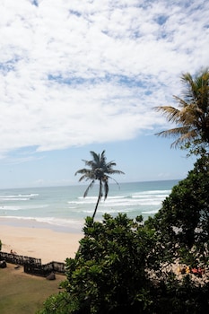 ahangama surf club