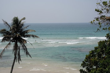 ahangama surf club