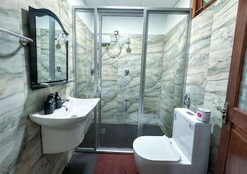 Village Avenue Resort,,3 star