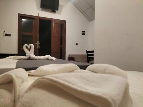 village avenue resort