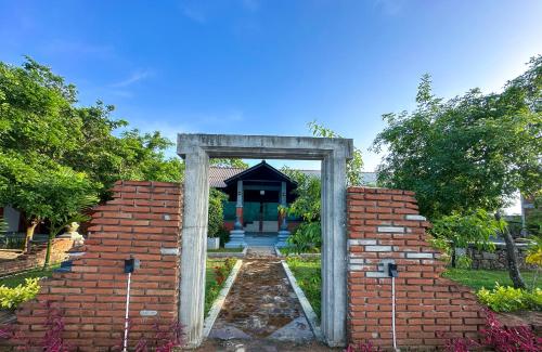 village avenue resort