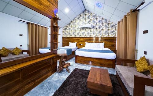 village avenue resort