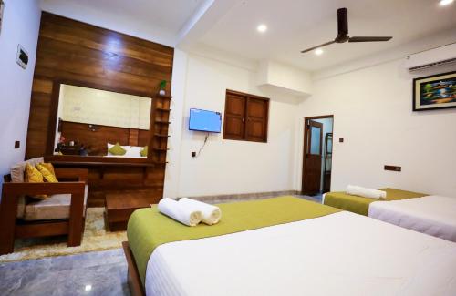 village avenue resort