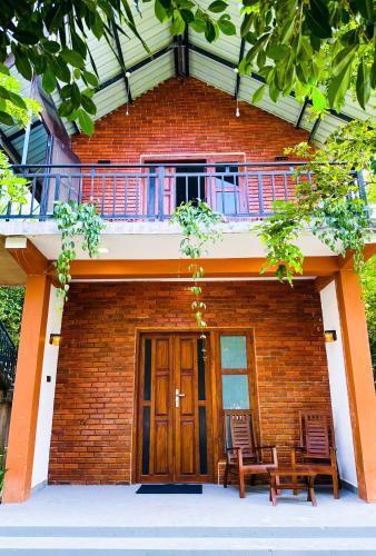 village avenue resort