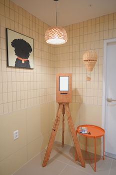 Stay Hello Hongdae Sinchon,,3 star