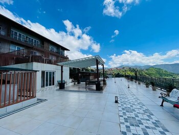cds luxury homestay shimla