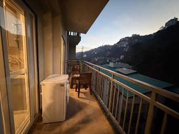 cds luxury homestay shimla