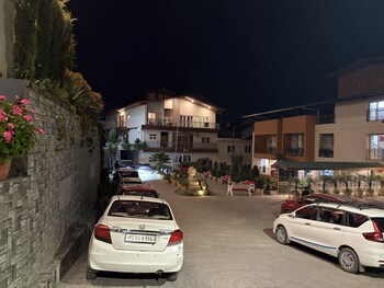 cds luxury homestay shimla