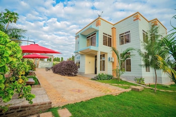volunteer hostel