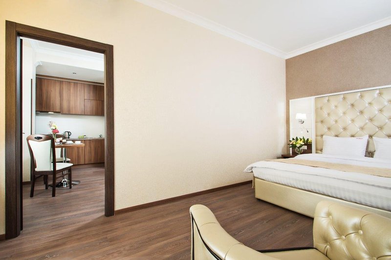 bonapart hotel