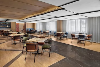 four points by sheraton xian bell tower