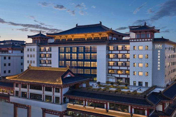 four points by sheraton xian bell tower