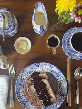 charleston house bed and breakfast inn