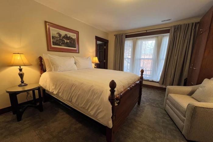 charleston house bed and breakfast inn