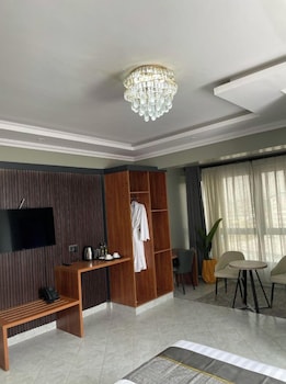 Skyview Opal Cuisine Hotel,,2 star