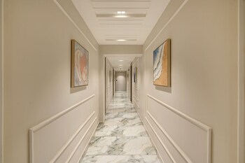 hotel grand shiva