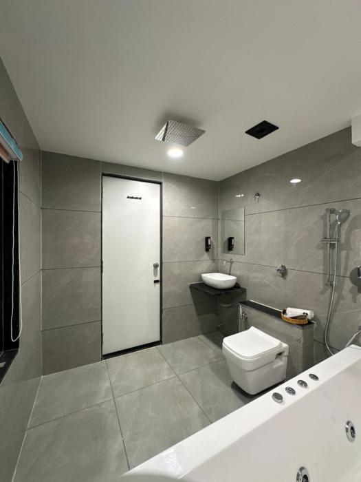hotel grand shiva