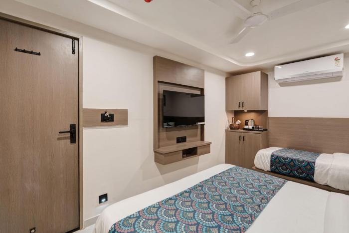 hotel grand shiva