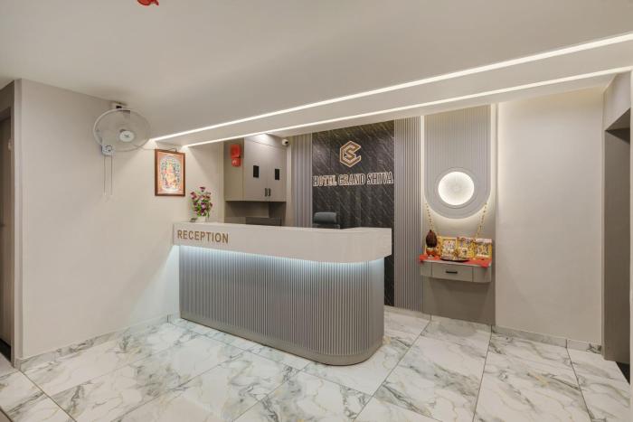 hotel grand shiva