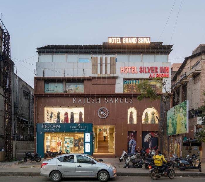 hotel grand shiva