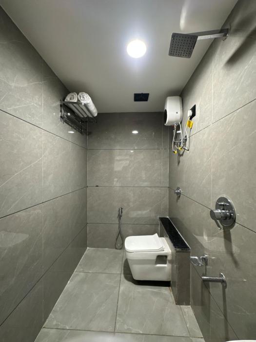 hotel grand shiva
