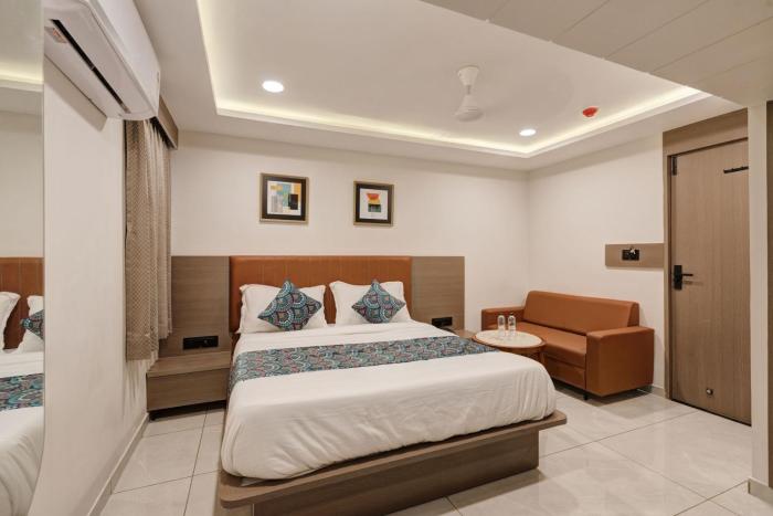 hotel grand shiva