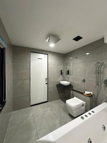hotel grand shiva