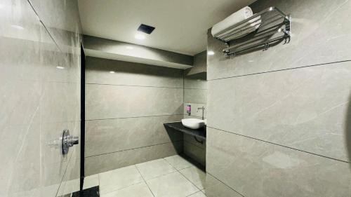 hotel grand shiva