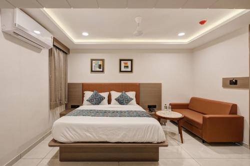 hotel grand shiva
