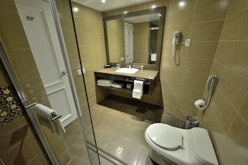 mercure alameda quito