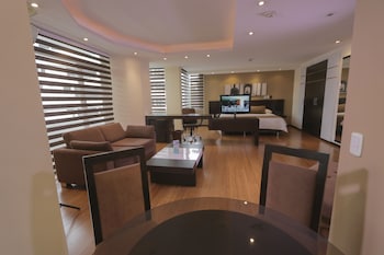 mercure alameda quito