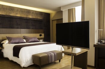 mercure alameda quito